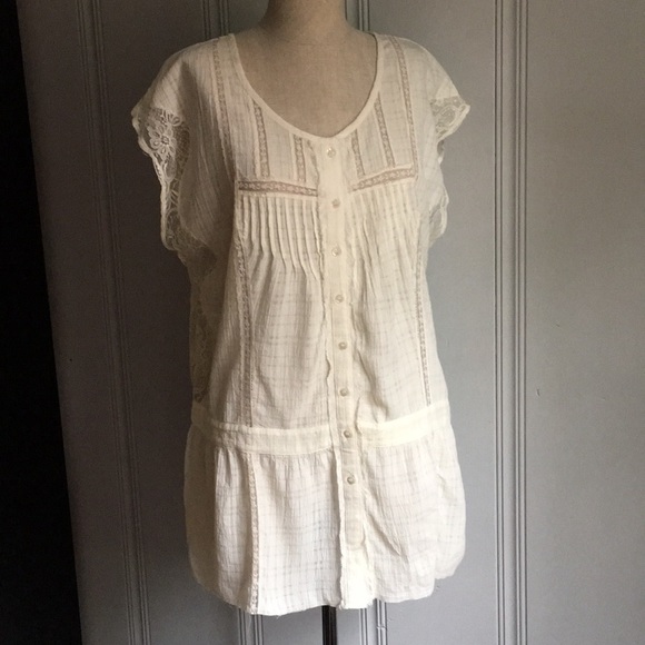Free People Tops - Free People Cream Lace Sleeveless Blouse Size L